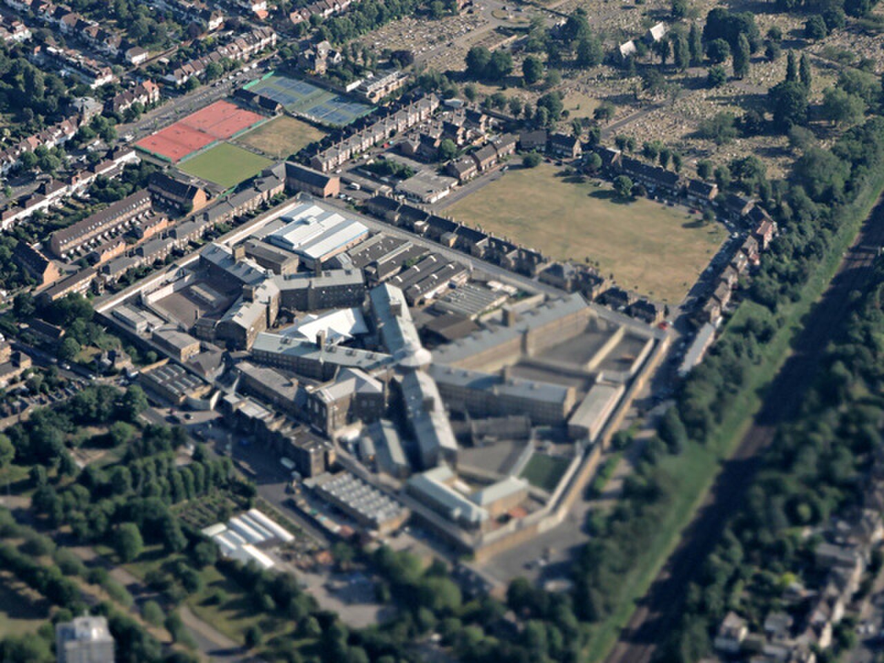Aerial view of HMP Wandsworth