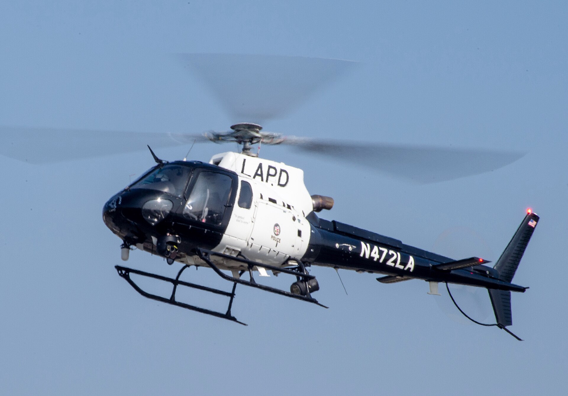 LAPD helicopter N472LA