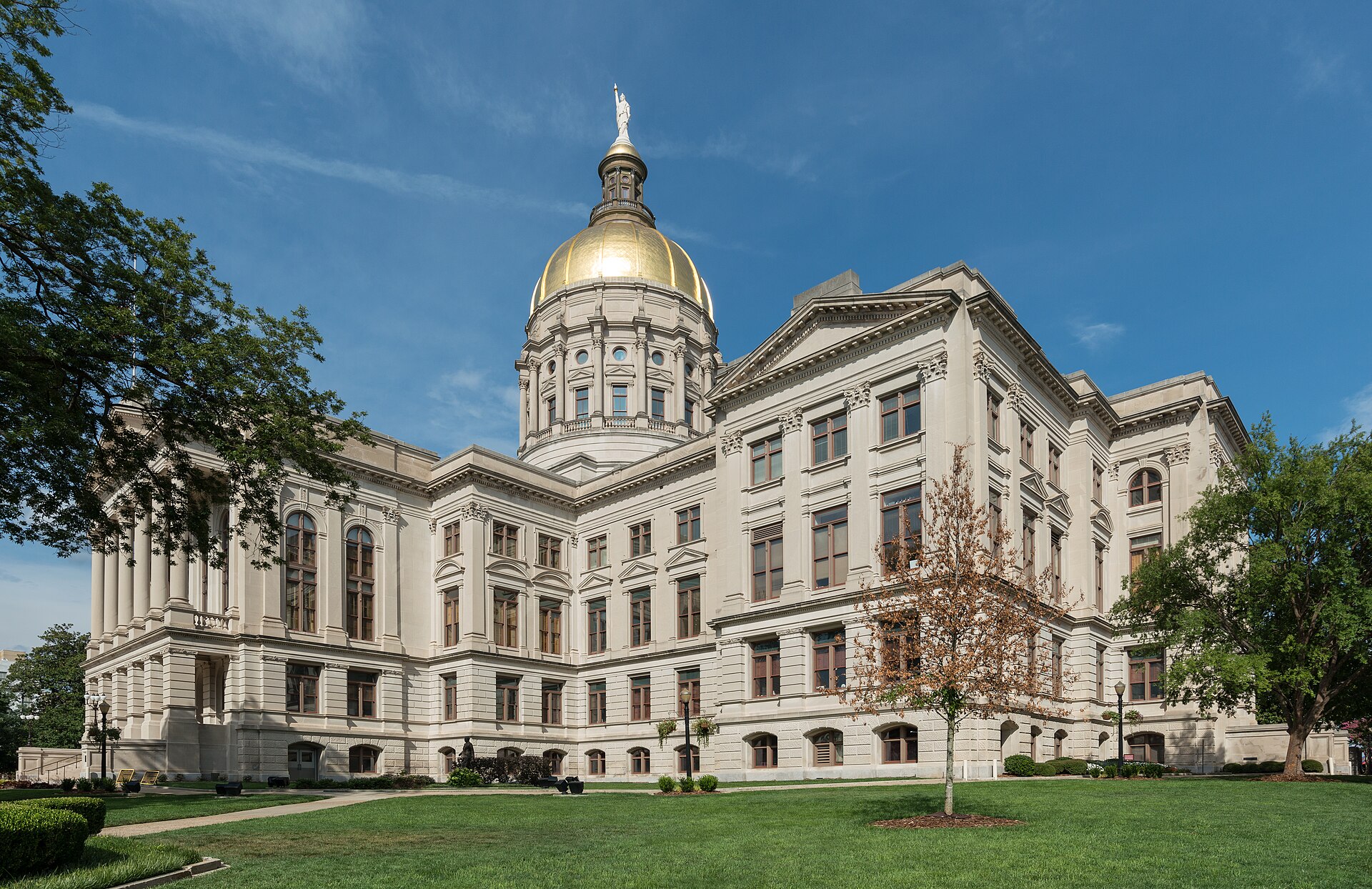 Georgia State Capitol building with gold dome