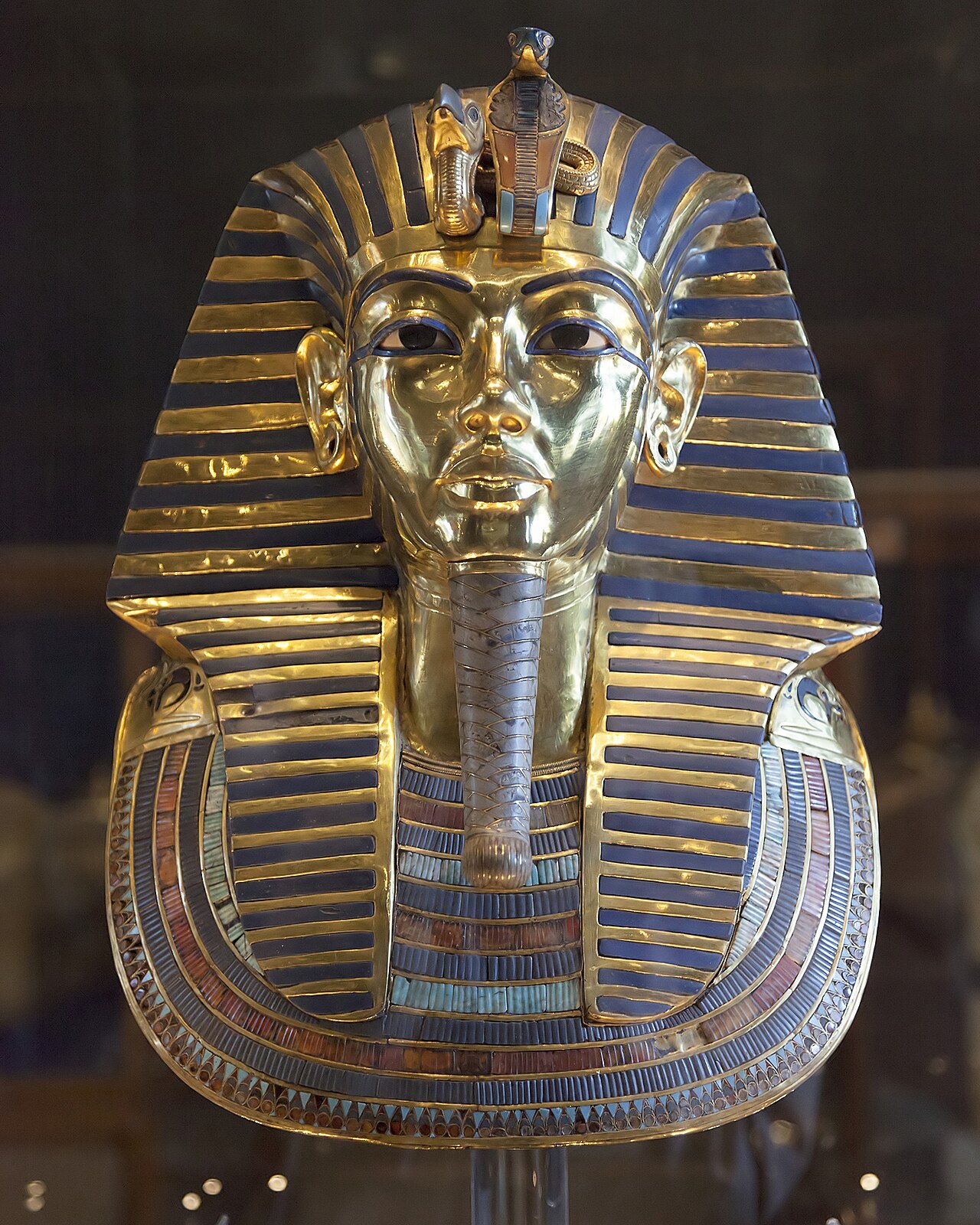 gold and blue mask of Tutankhamun